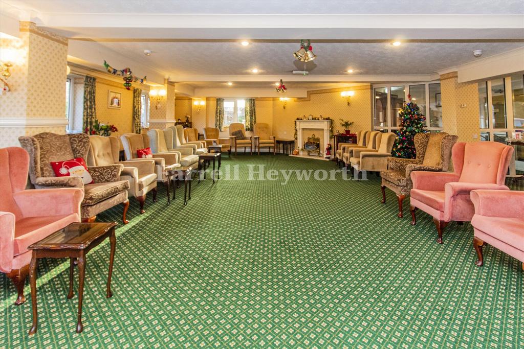 Communal Lounge 1