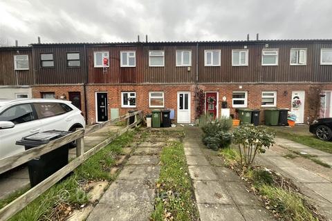 undefined, Daltons Fen, Pitsea, Basildon, Essex