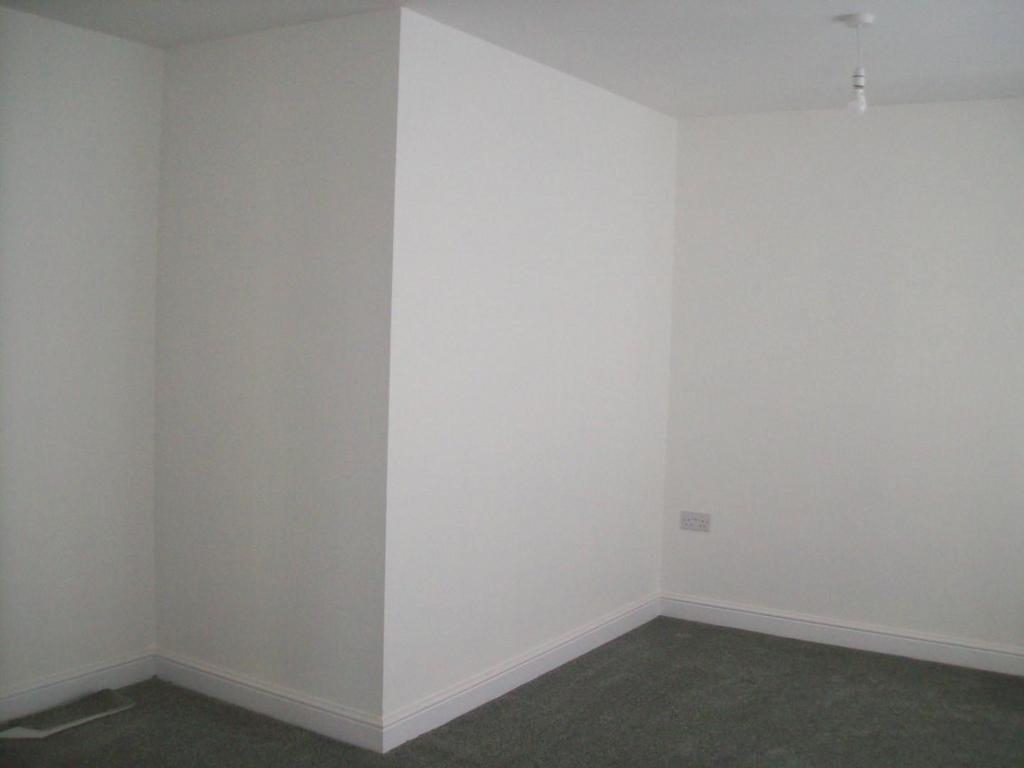 Lounge 2.JPG