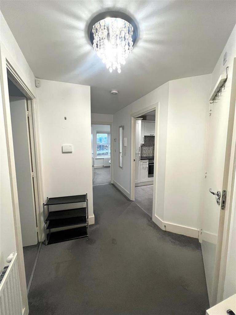 Hallway.jpg