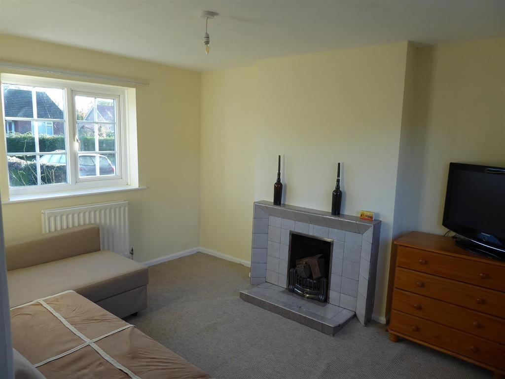 Sitting Room 1 South View.JPG