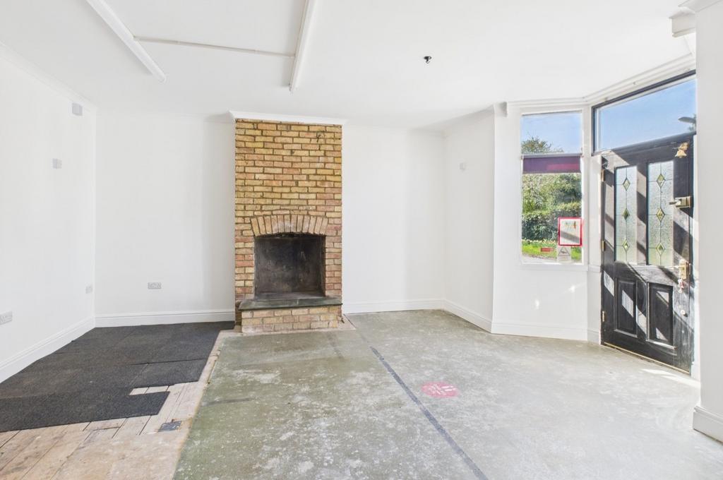 3 Medium T202511051131.jpg