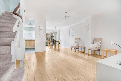 undefined, Fairlawns Close, Staines-upon-Thames, TW18