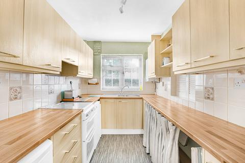 undefined, Fairlawns Close, Staines-upon-Thames, TW18