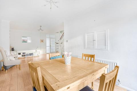 undefined, Fairlawns Close, Staines-upon-Thames, TW18
