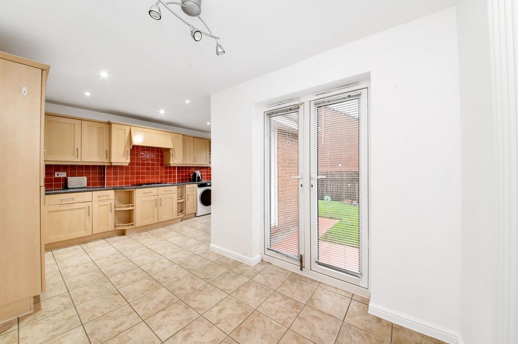 Dining kitchen