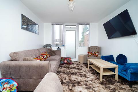 4 bedroom semi-detached house for sale, Fox Hollies Road, Birmingham B28