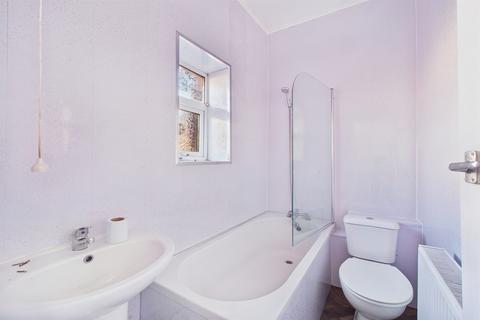 2 bedroom detached house to rent, Poplar Street, Stanley