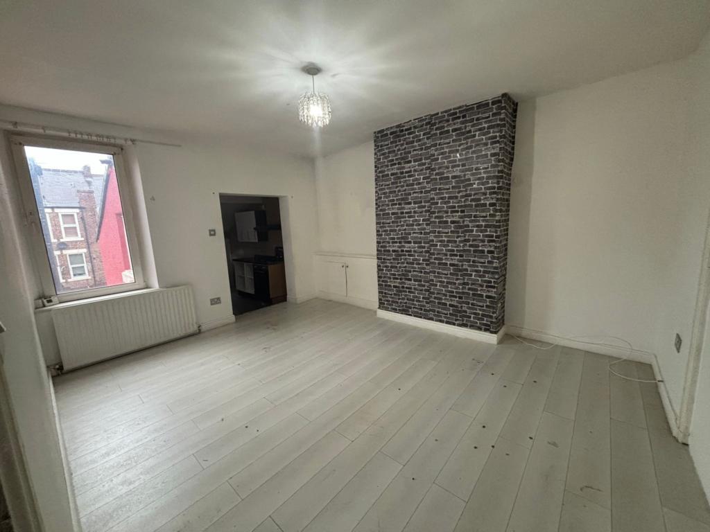Apartment in Newcastle upon Tyne, Tyne and Wear - View 2