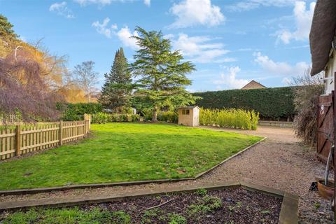 3 bedroom cottage for sale, High Street, Sherington, Newport Pagnell