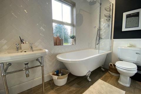 3 bedroom semi-detached house for sale, Upper Road, Meole Village, Shrewsbury