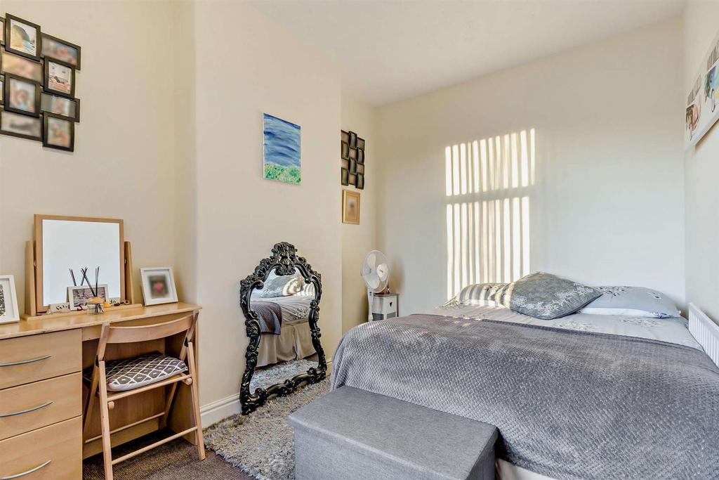 8673340-interior02-800.jpg