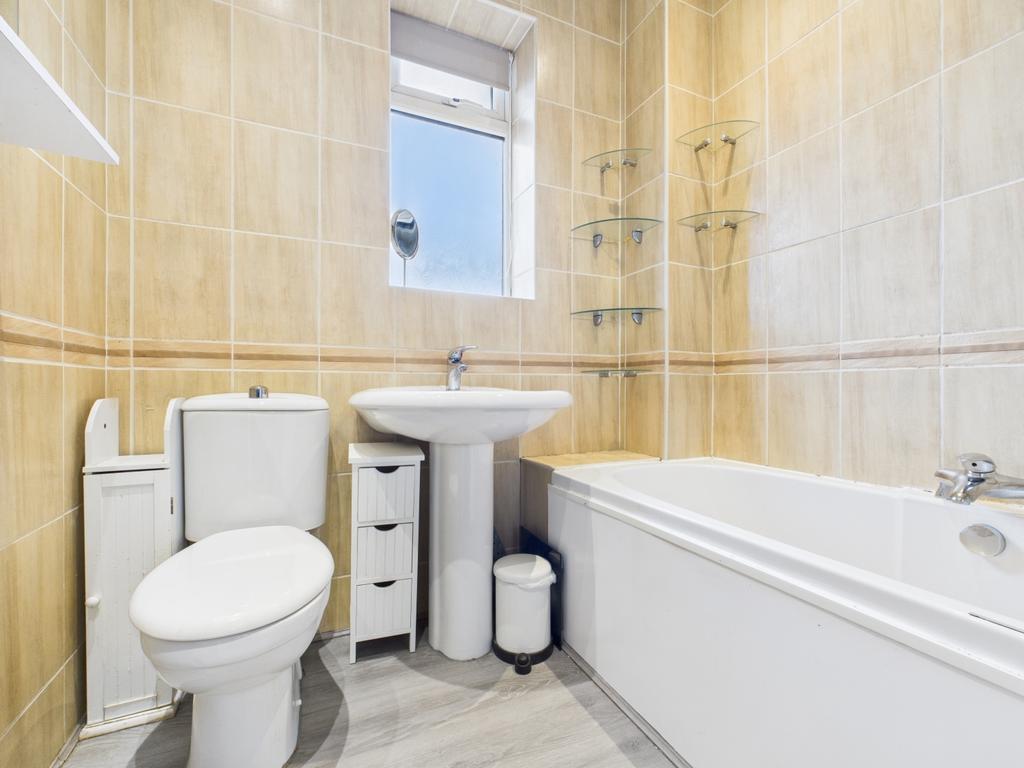 Cam03729 g0 pr0195 still003