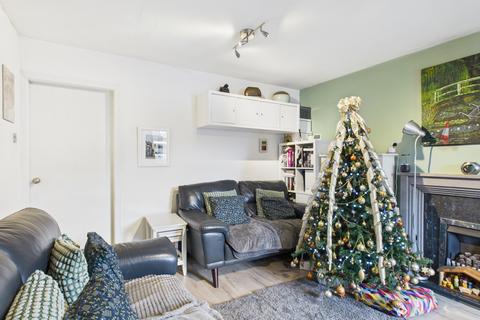 undefined, Asquith Avenue, Dukinfield, SK16 4XZ