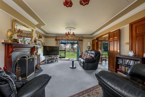 4 bedroom bungalow for sale, Soar Road, Quorn