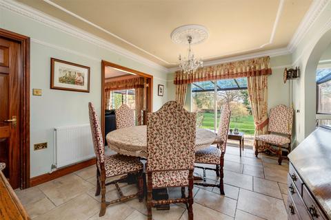 4 bedroom bungalow for sale, Soar Road, Quorn