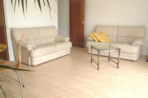 undefined, Bierton Court, London SW19