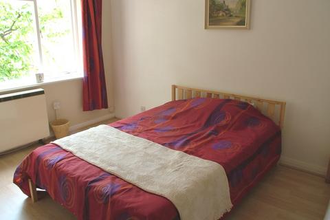 undefined, Bierton Court, London SW19