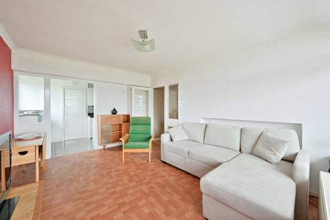 undefined, Tunworth Crescent, Roehampton, London, SW15