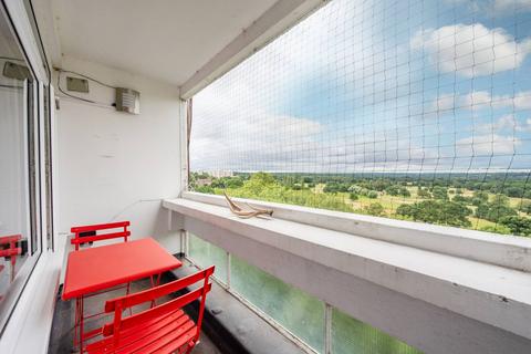undefined, Tunworth Crescent, Roehampton, London, SW15