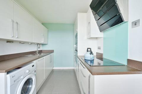 undefined, Tunworth Crescent, Roehampton, London, SW15