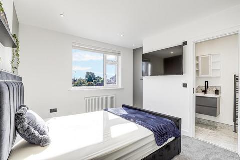 undefined, Highfield Drive, Nottingham NG4