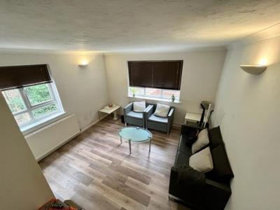 Living Room.jpg