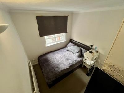 Bedroom.jpg