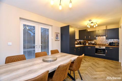 3 bedroom semi-detached house for sale, Sawston Cross, Sandymoor
