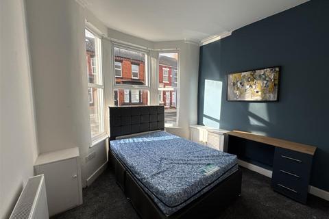 1 bedroom in a house share to rent, Halsbury Road, Liverpool L6