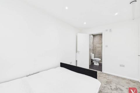 undefined, Cleavers Avenue, Milton Keynes MK14