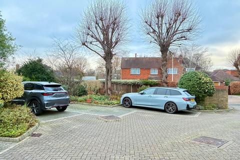 undefined, Ashtead