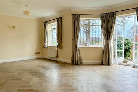 undefined, Ashtead