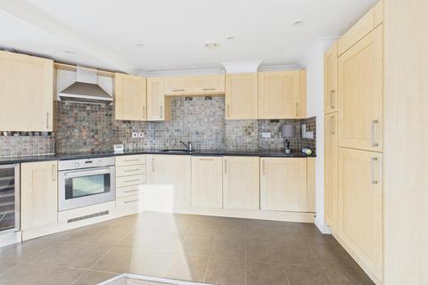 2 bedroom flat to rent, Hunton Bridge, Kings Langley WD4