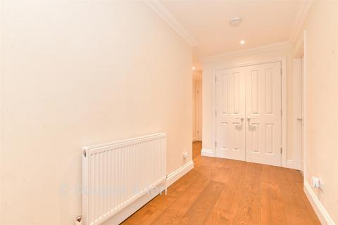 undefined, Hoe Lane, Nazeing, Waltham Abbey, Essex