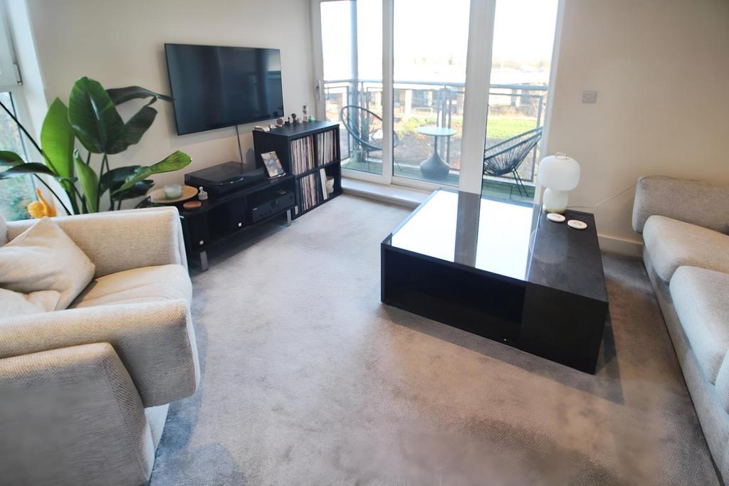 Flat 33 Palatine Road 2.png