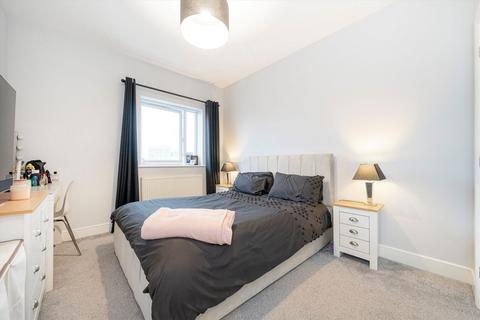 undefined, Sundeala Close, Sunbury-On-Thames TW16