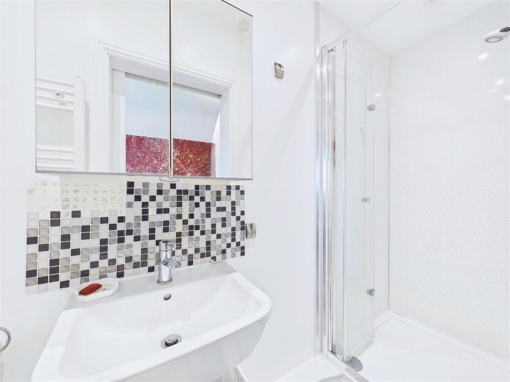 CAM04279 G0-PR0258-STILL006.jpg