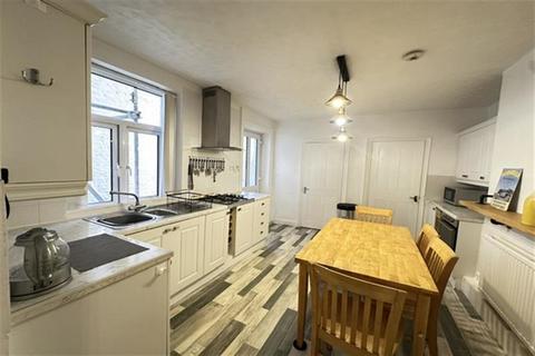 undefined, Garden Flat, Esplanade Road, Scarborough
