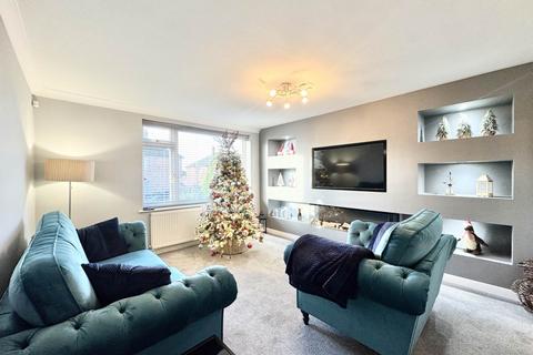 3 bedroom semi-detached house for sale, Lynton Way, St Helens
