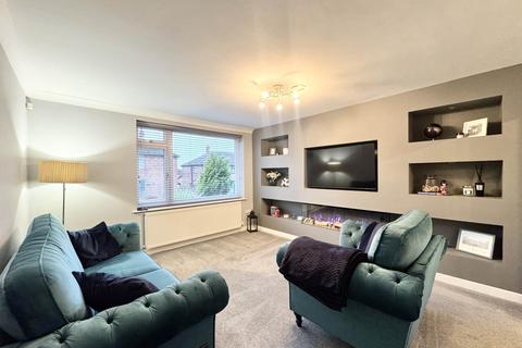 3 bedroom semi-detached house for sale, Lynton Way, St Helens