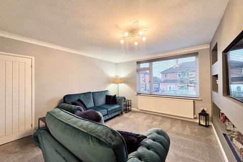 3 bedroom semi-detached house for sale, Lynton Way, St Helens