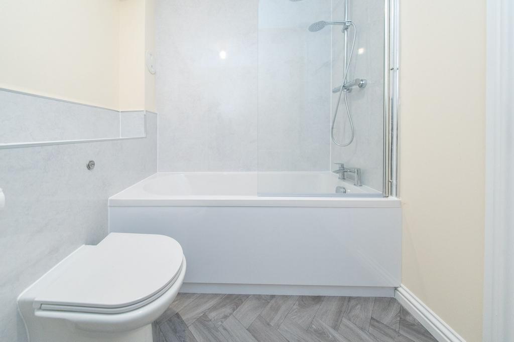 Family bathroom