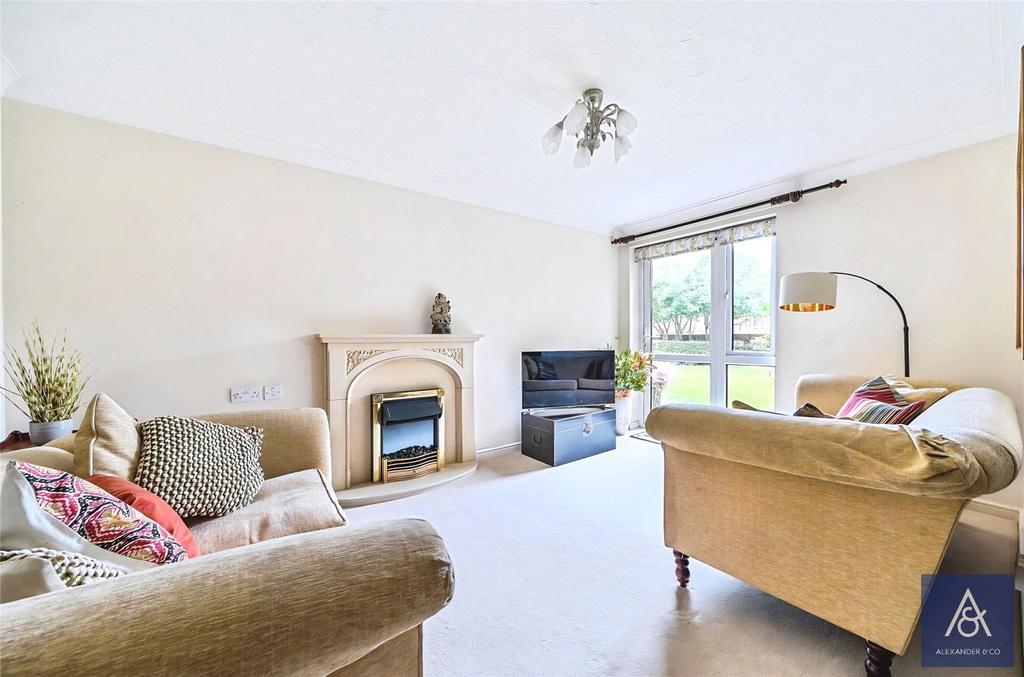 Living/Dining Room