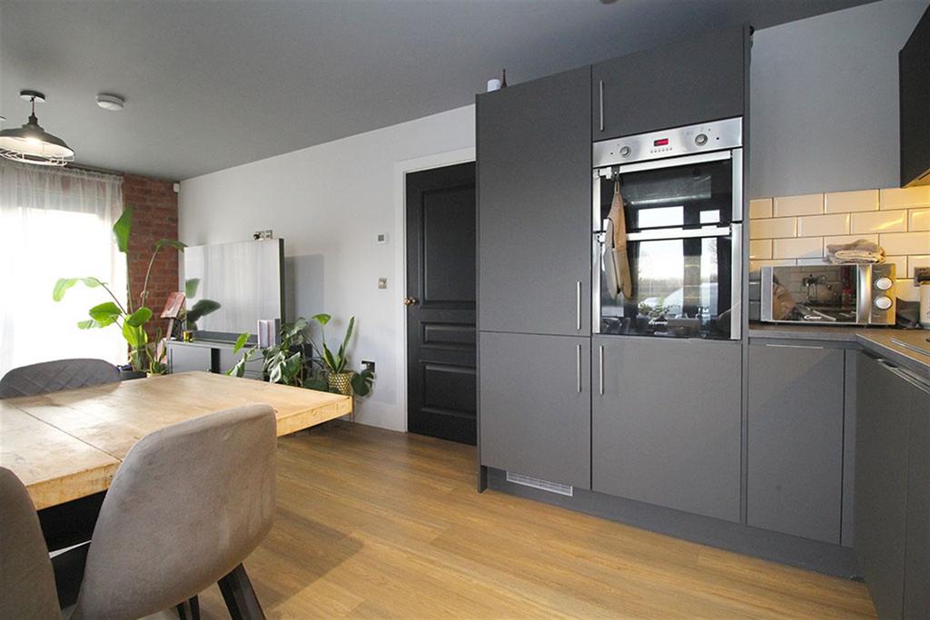 Main Lounge/Dining A