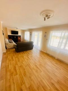 undefined, Burton End CM24