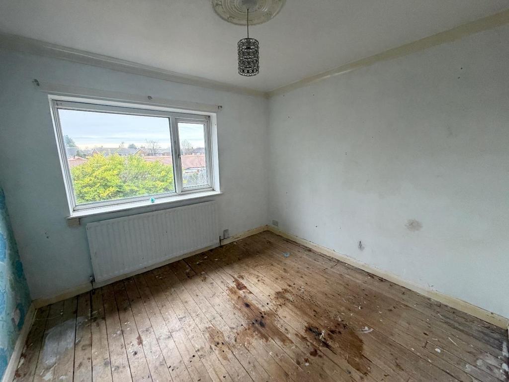 Bedroom ( front)