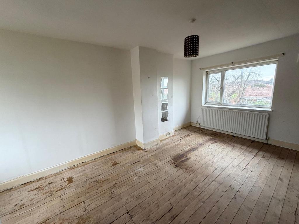 Bedroom( rear)