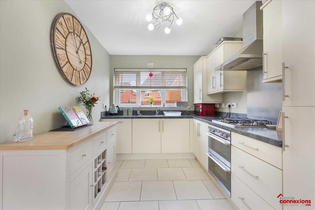 Kitchen Dining (1)