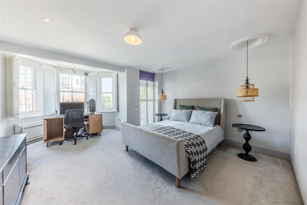 80 neville court 3095 bed1.jpg